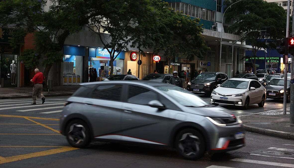 Frota paranaense rejuvenece