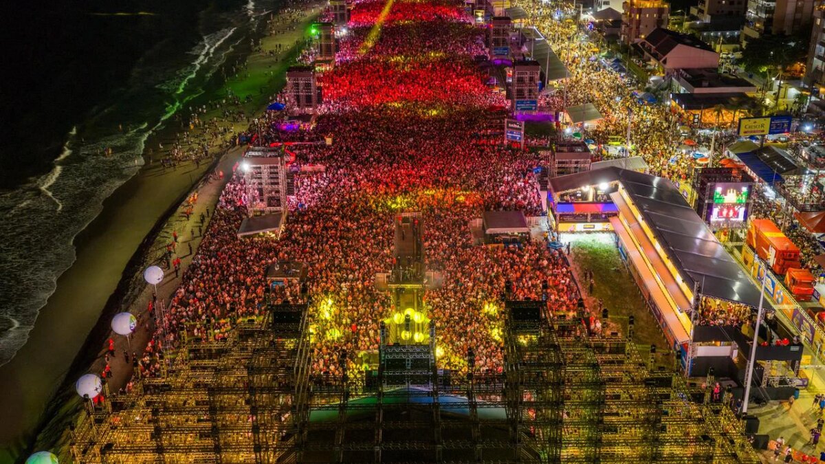 Show no Litoral Paraná dobra público da região