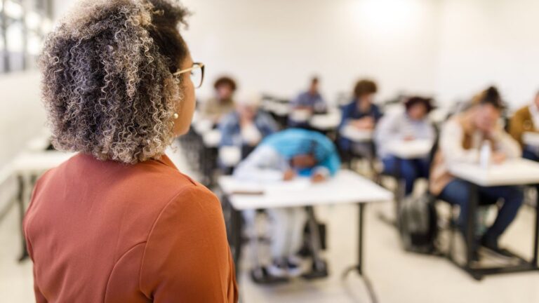 Prefeitura de Balsa Nova convoca educadores no PSS 0102024 e define apresentação obrigatória em 2 de fevereiro