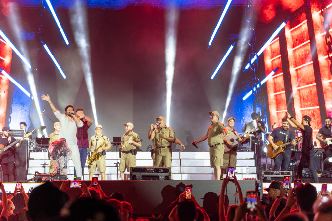 Banda da PM abre Verão Maior Shows Paraná