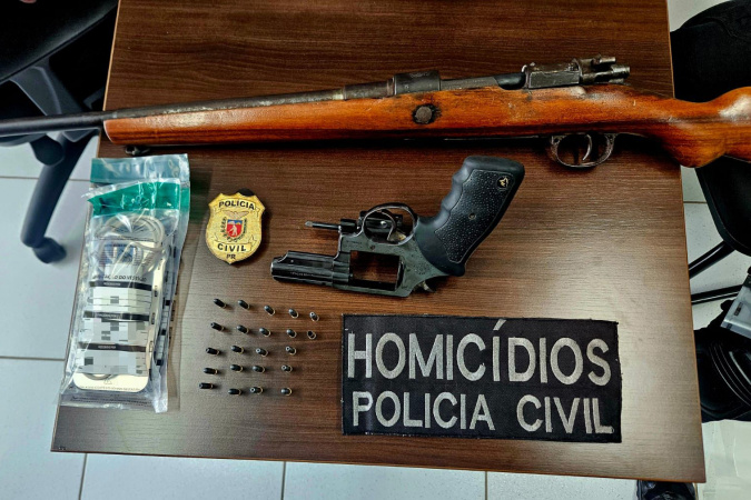 Polícia prende 5 por roubo de R$15 milhões em joias