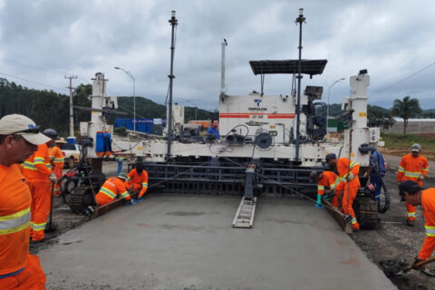 Duplicação PRC-466 avança concretagem entre Pitanga e Turvo